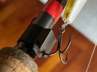 Universal Hook Keeper