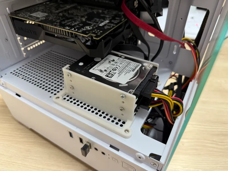 120mm cooling fan fixed 2.5 ssd slot