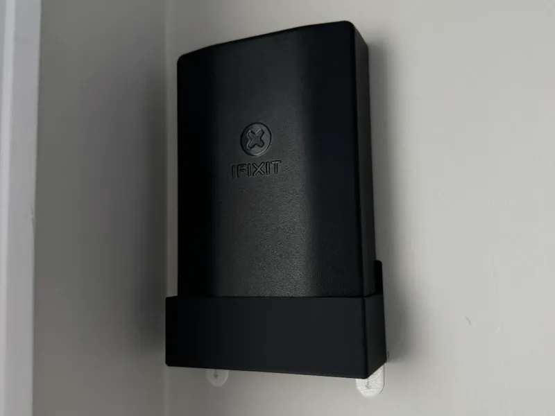 iFixit Mako Driver Kit - Wall Mounted Holder
