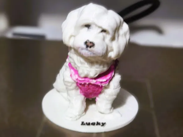 Figurine chien porte-bonheur