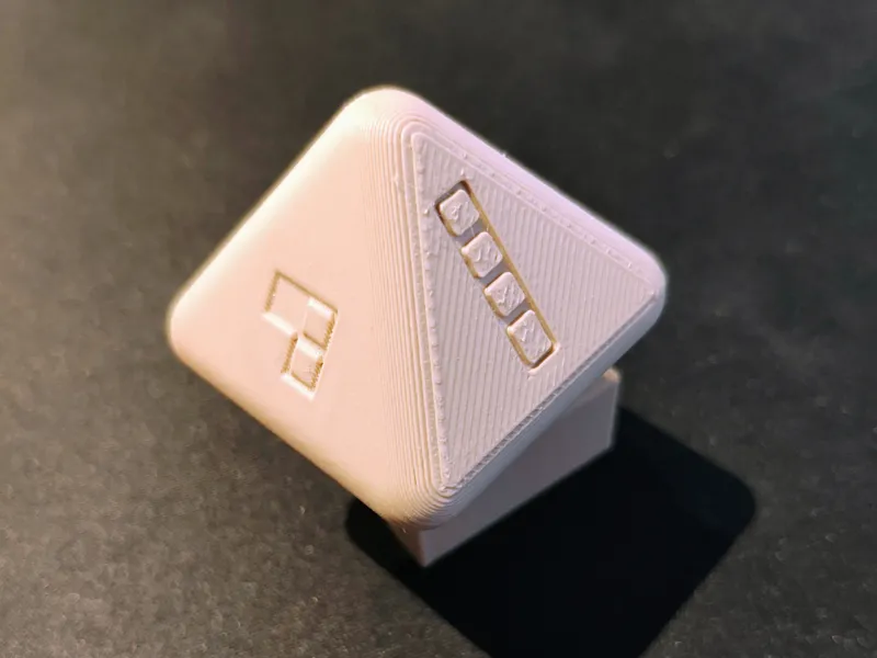 T8 dice for Tetra game