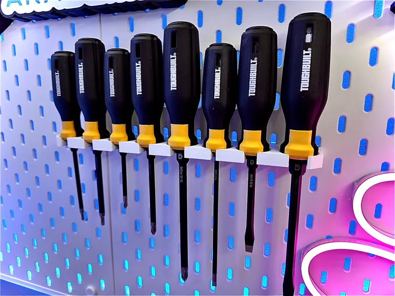 Toughbuilt - 8pc Screwdriver Set - Skadis Holder