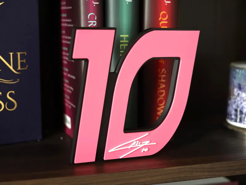 Pierre Gasly F1 Wall Decor: Iconic #10