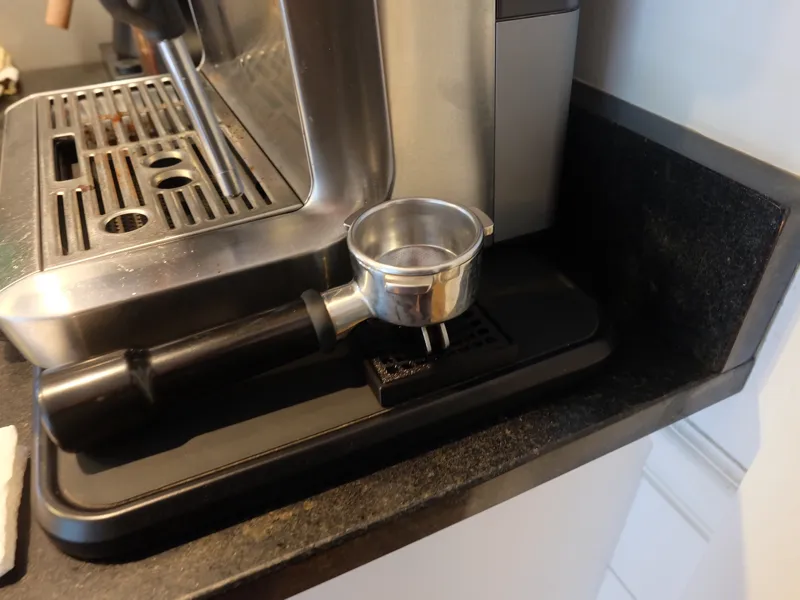 Breville portafilter drain.