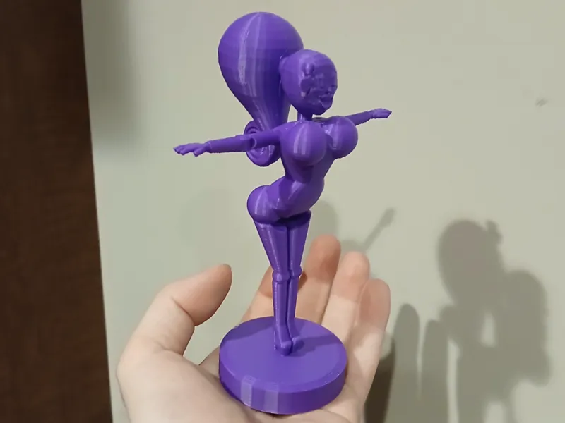 Melissa the robot (sculpture)