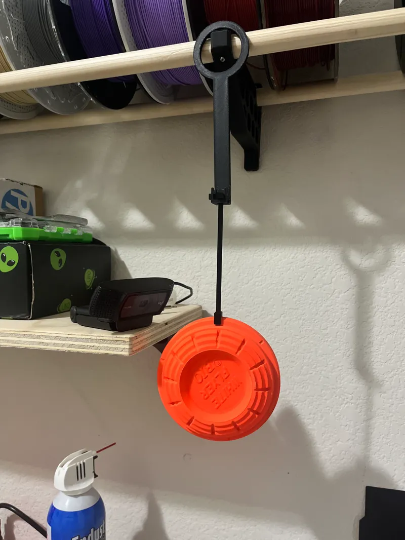 Clay Pigeon Holder V1