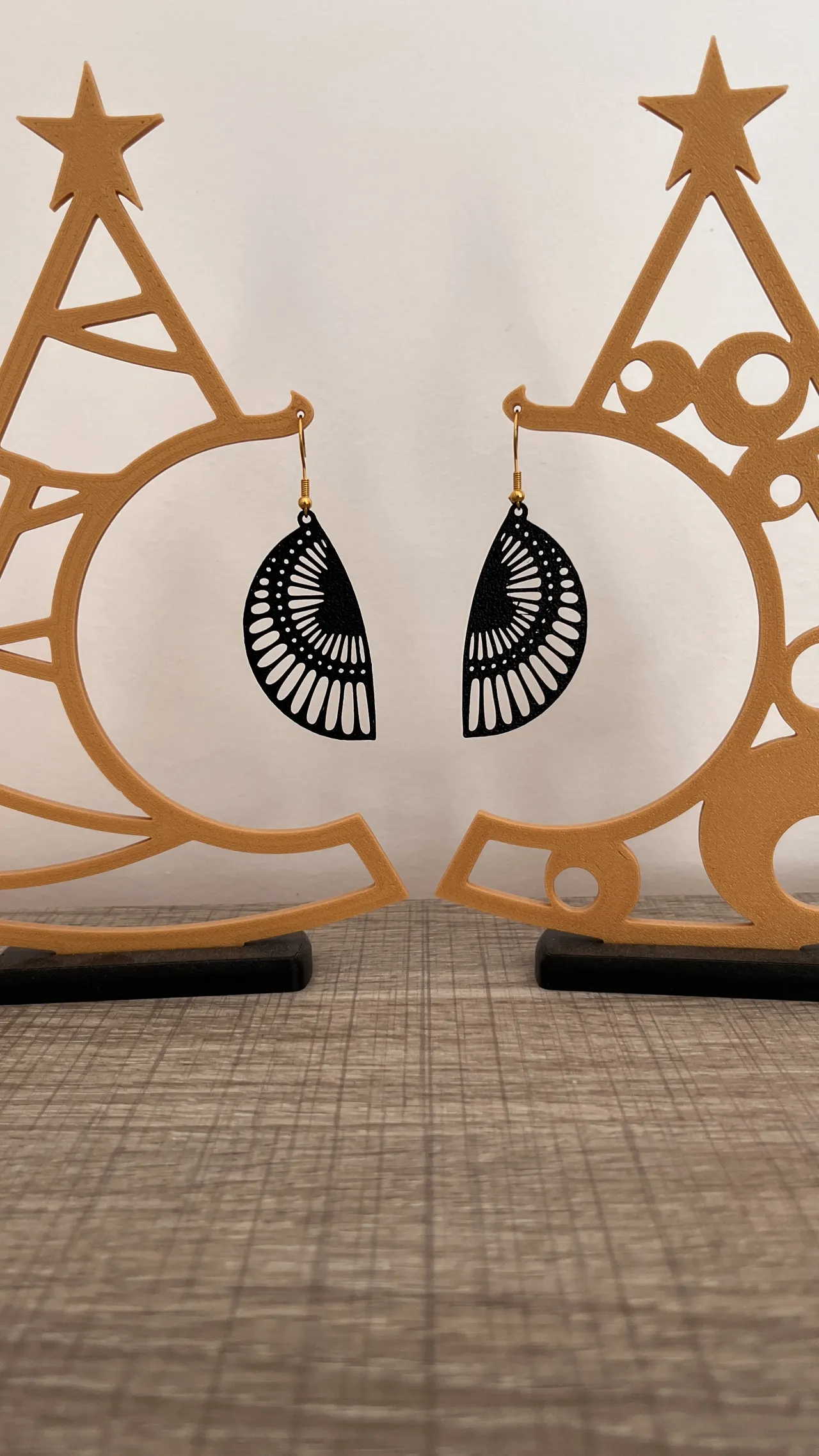 Earrings - Fashion 05 view 3