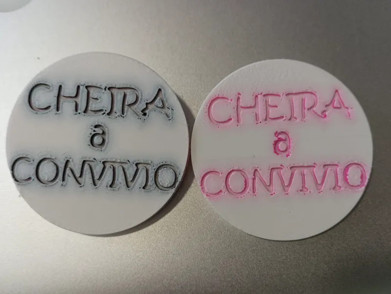Cheira a Convívio - Crachá comemorativo do centenário do Carnaval de Torres Vedras 2024