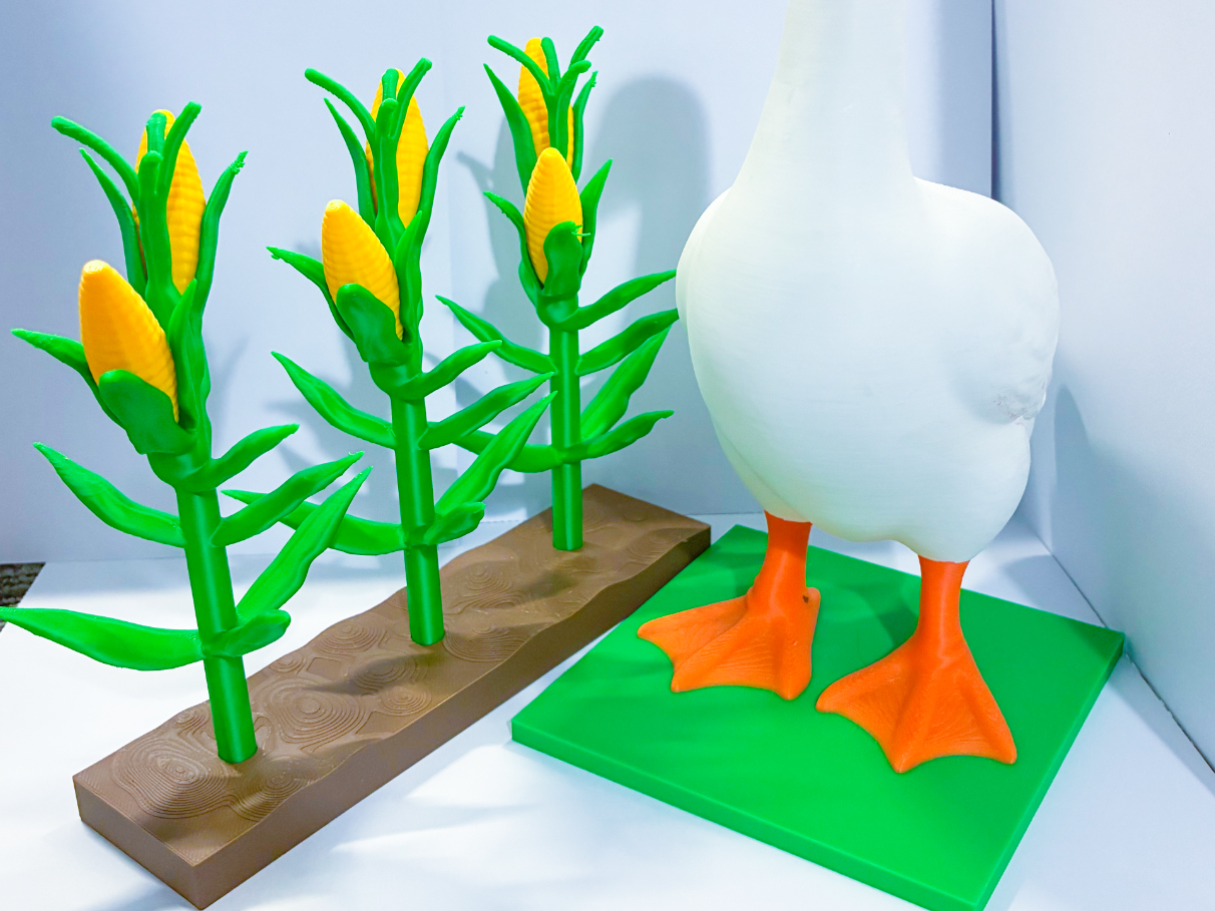 It's Corn! Desk Goose Gear - 1