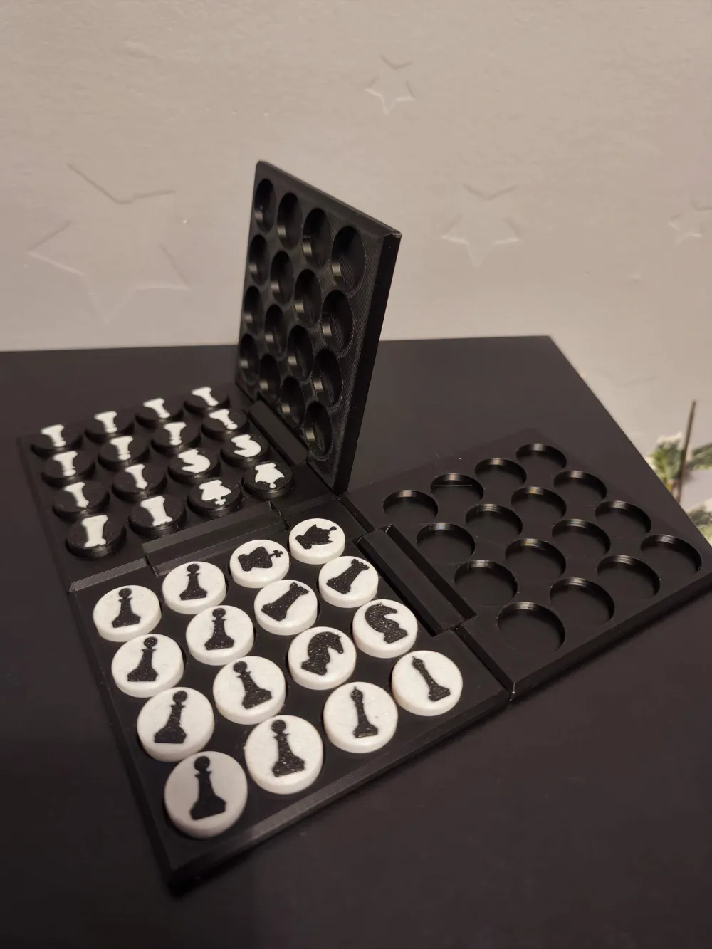 Board to Go: Foldable Chess & Checkers Set by Spennolio - MakerWorld