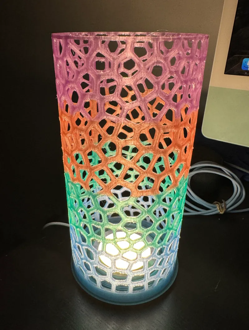 Voronoi led lamp