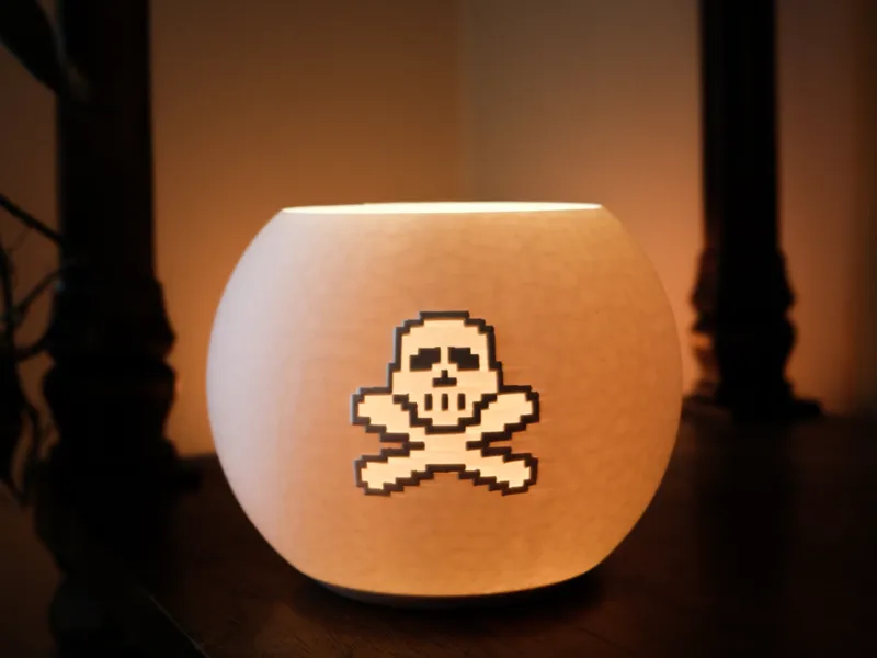 Oldschool Runescape "Skulled" Desk Lamp