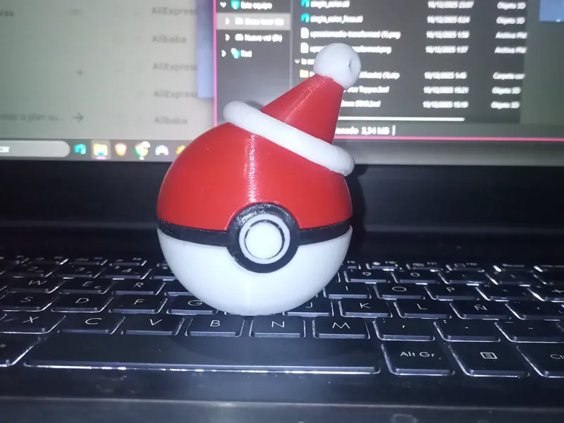 Pokebola Navideña