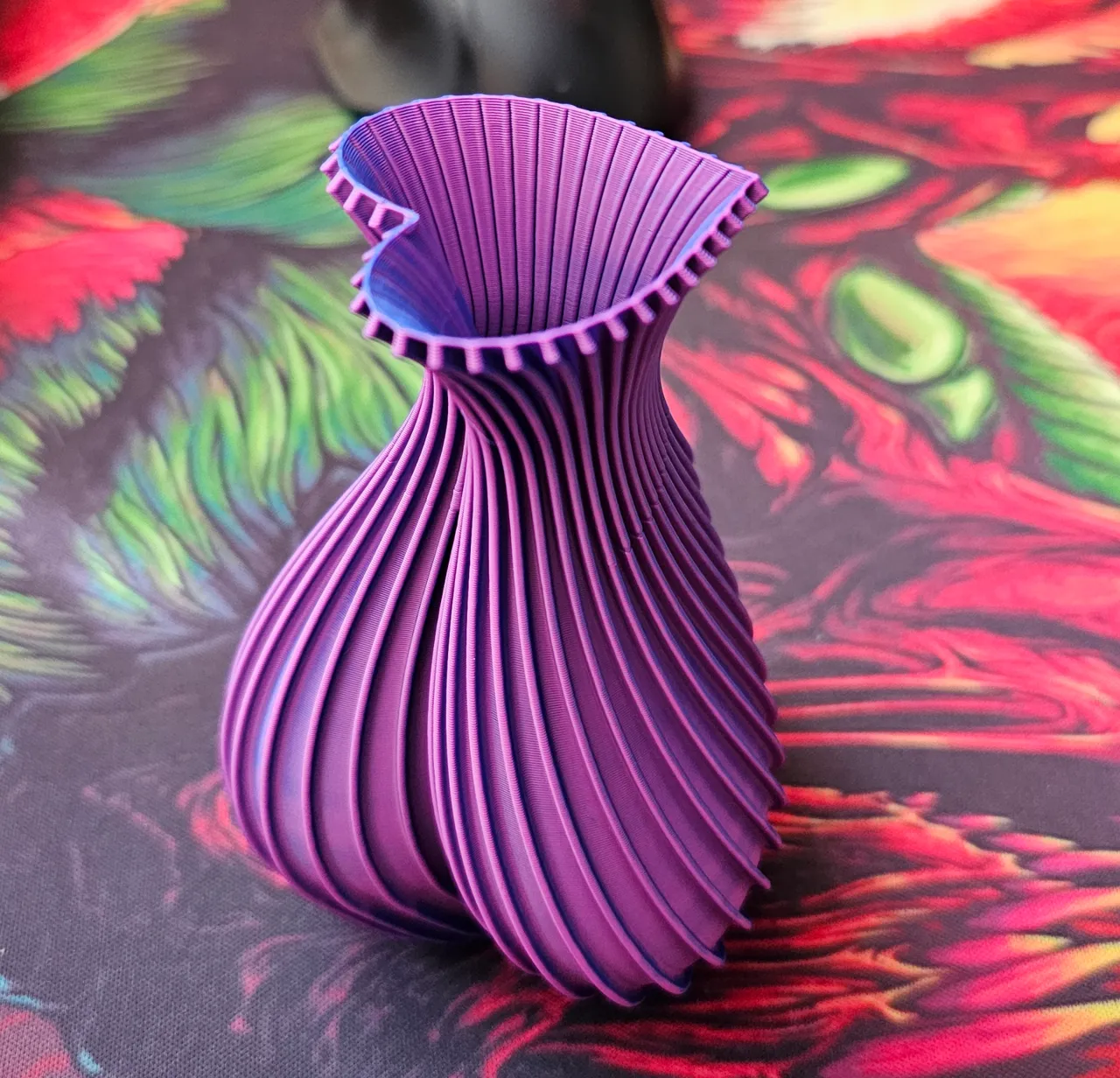 Heart Vase - Love Vase view 4