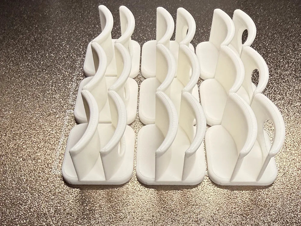 Wall Mounted Hat Holder Dual Orientation - Free 3D Print Model - MakerWorld