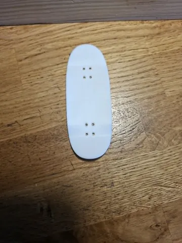 Modelo para impresión 3D: 38mm eggy shape fingerboard deck — vista de referencia 4