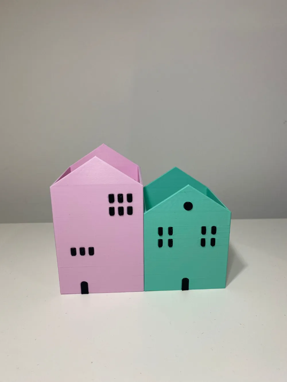 Pen holder house by 3D ERRE MakerWorld