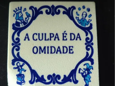 Fully Editable Thematic Portuguese Tile