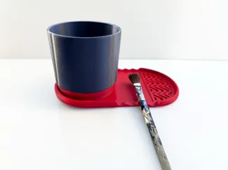 Corcelain Paint Brush Holder and cleaning station
