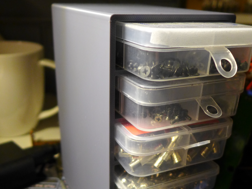 Electronics and Small Screws Holder