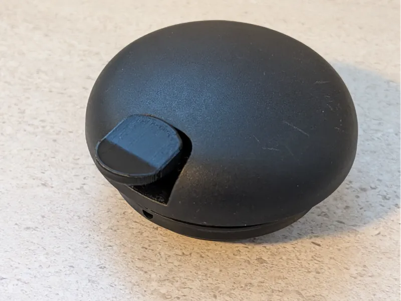 Coffe thermos button