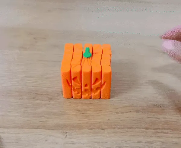 南瓜条玩具Pumpkin strip toy view 2