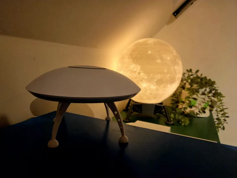 Unifi Ufo Stand