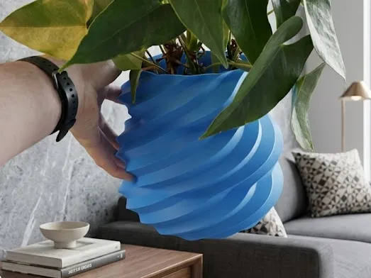 Elegant Twisted Wave Planter / Vase