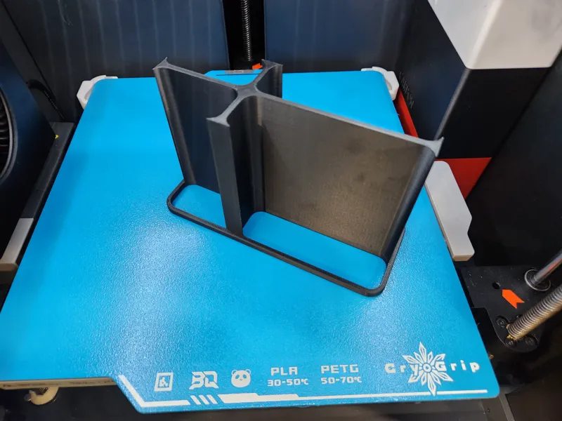 Full height divider for AMS riser organiser