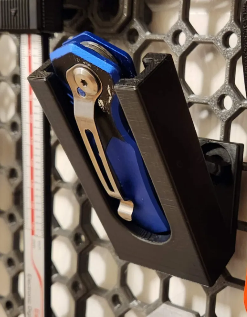 Utility Knife Multiboard Angled Mount