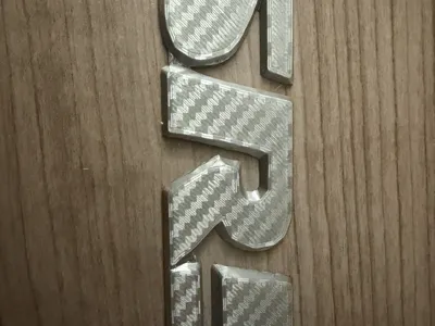 Toyota SR5 badge