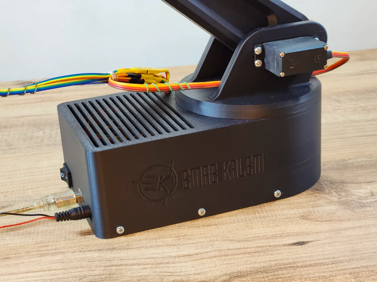Robotic Arm with Servo & Arduino view 4