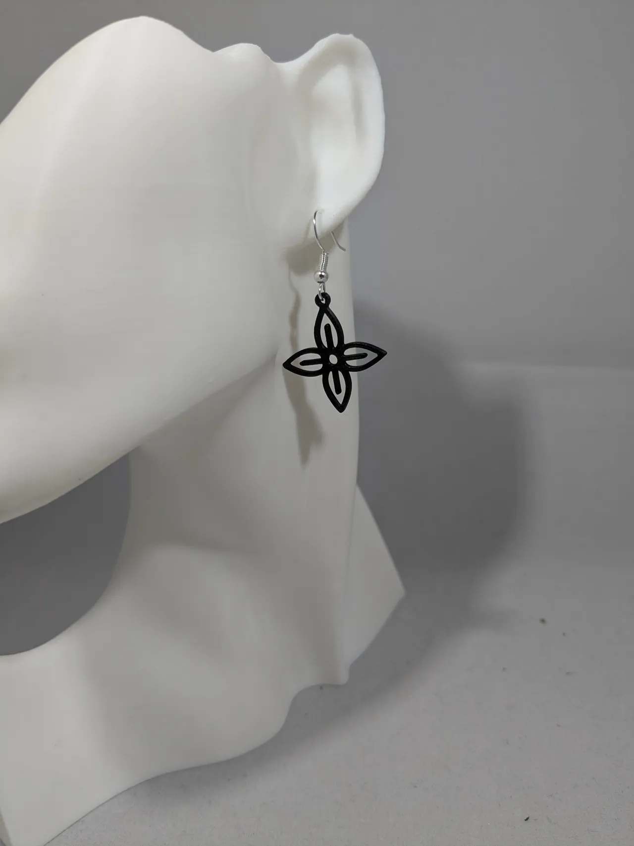 Flower earrings view 4