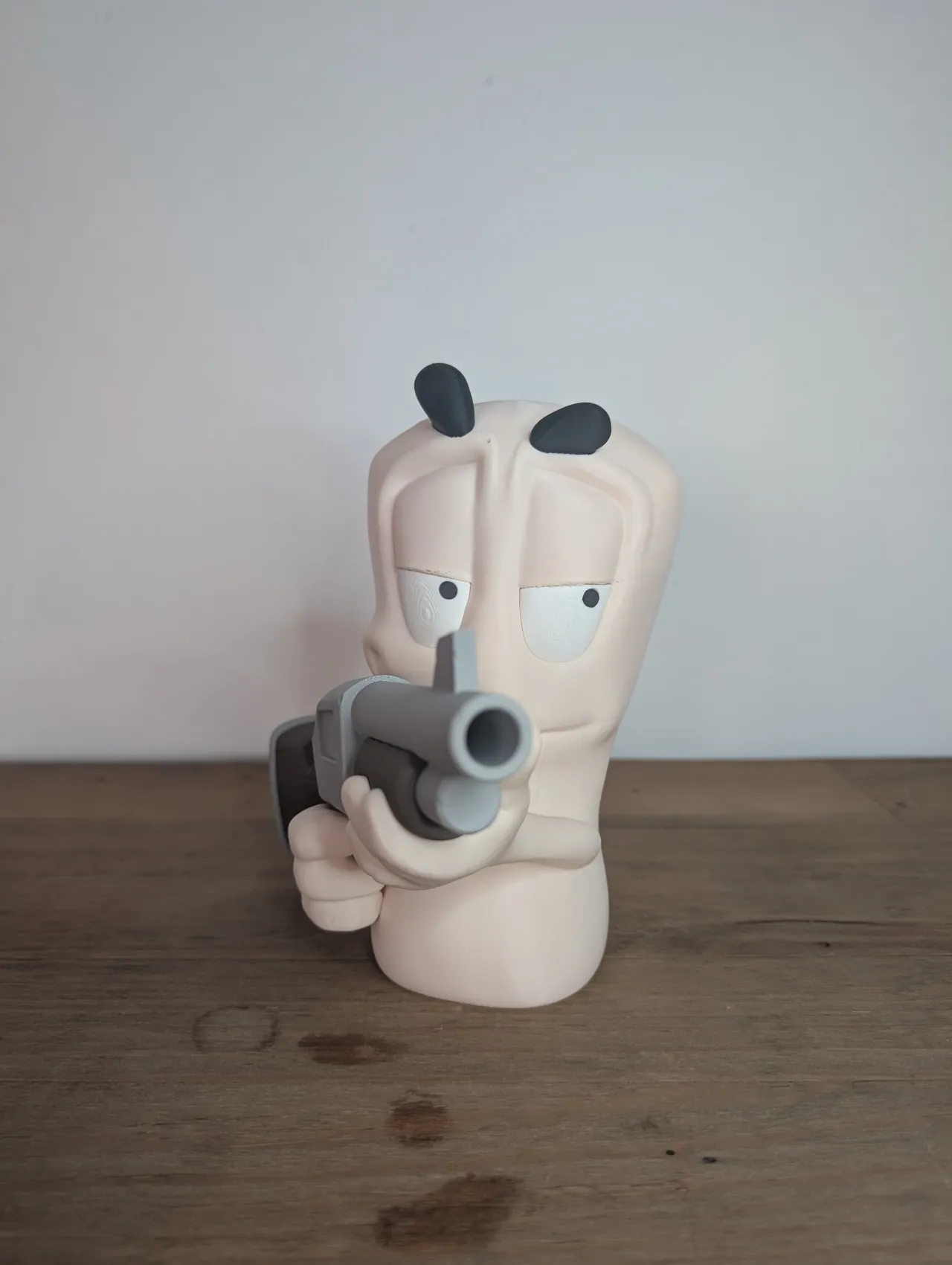 Classic Worm with Shotgun view 4