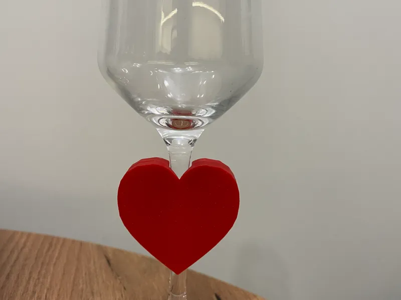 Valentine's heart to fit a glass