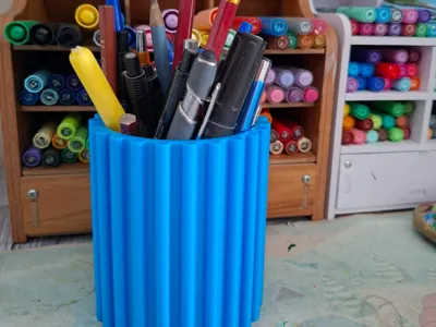 Modern Ribbed Organizer cup