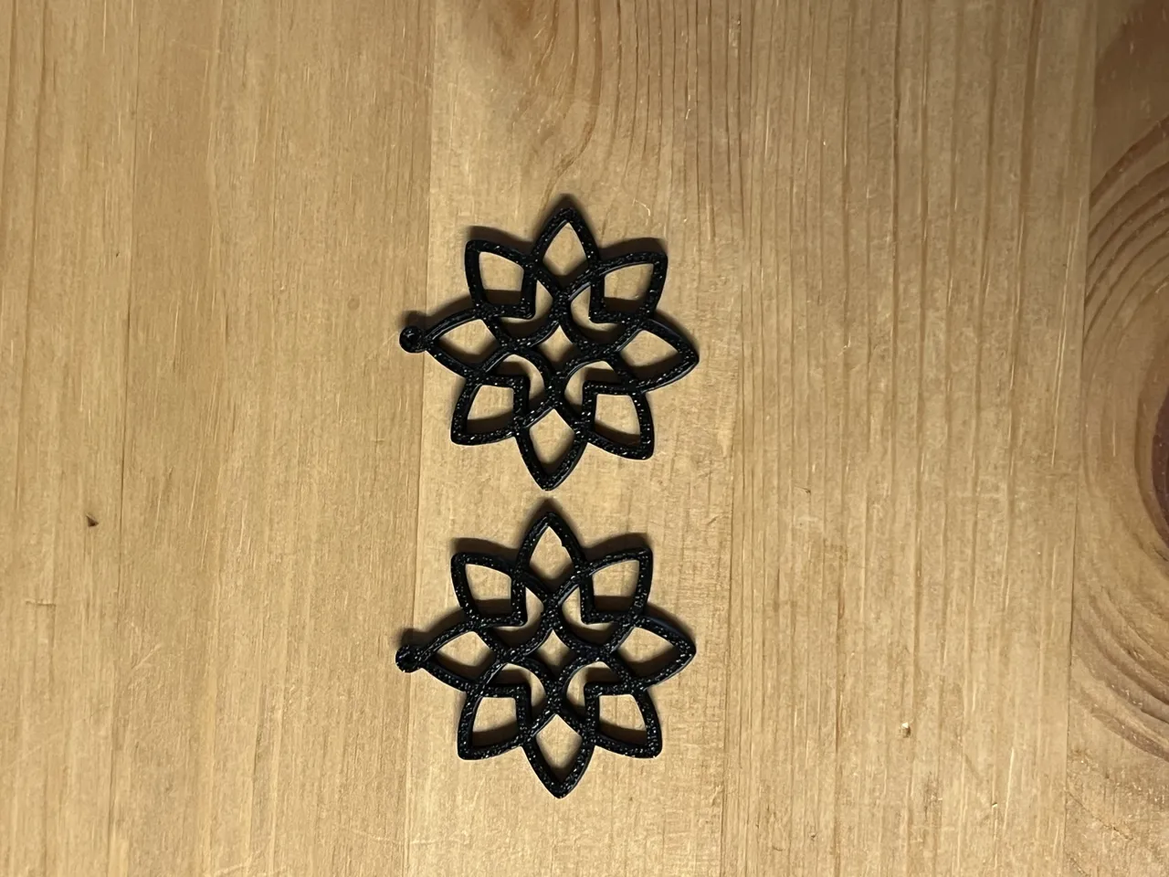 flower earrings view 2