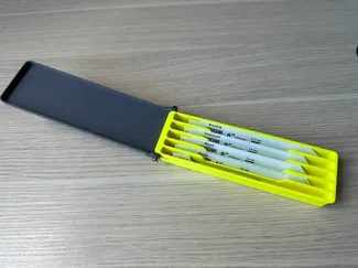 Recipriocating saw blade box