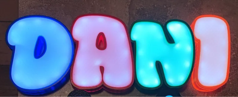 LED Name Dani Leuchtbox Lichtbuchstaben