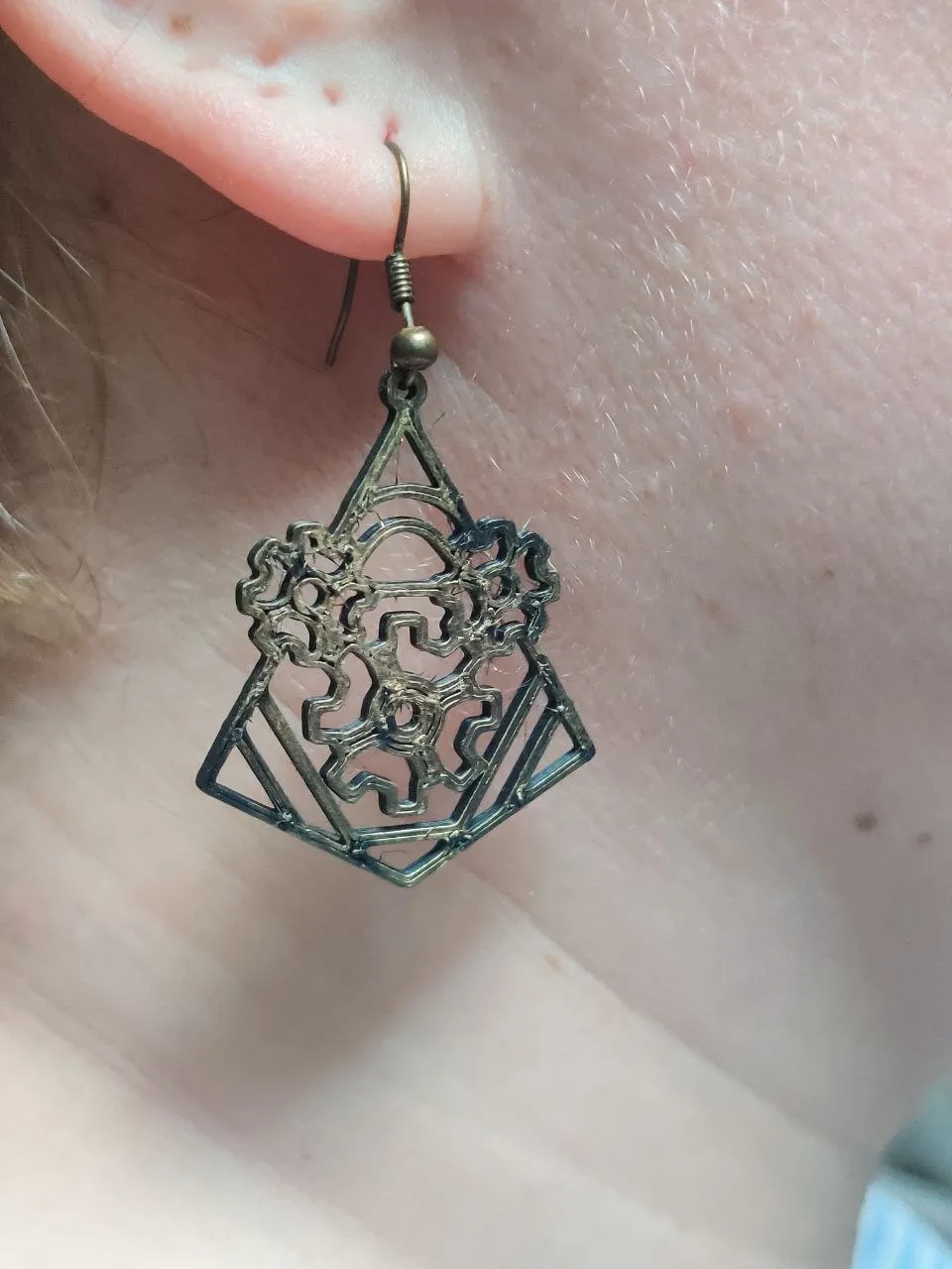 MechaMystique – Steampunk Gear Earring view 4