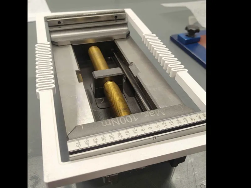 Lang 125 vice jaw switch helper
