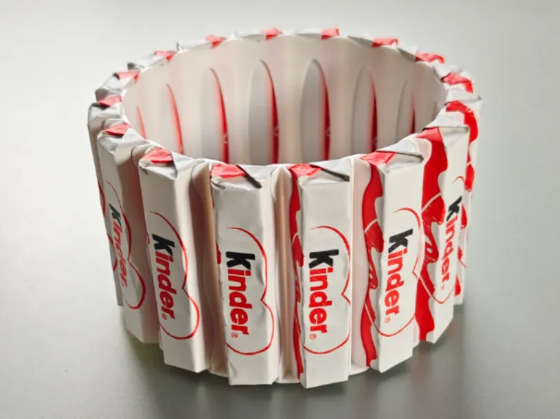 Kinder Chocolate Gift Box Round - Free 3D Print Model - MakerWorld