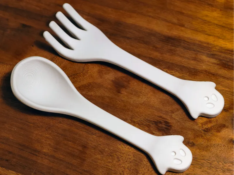 Toy ghost spoon & fork