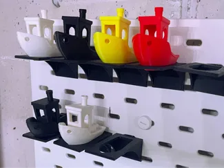 Benchy  – Skadis Mount for 90° rotated board