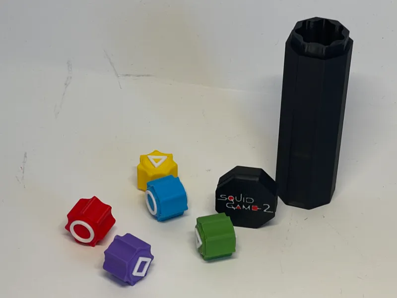 Squidgame 2 gonggi vertical case / cover / storage