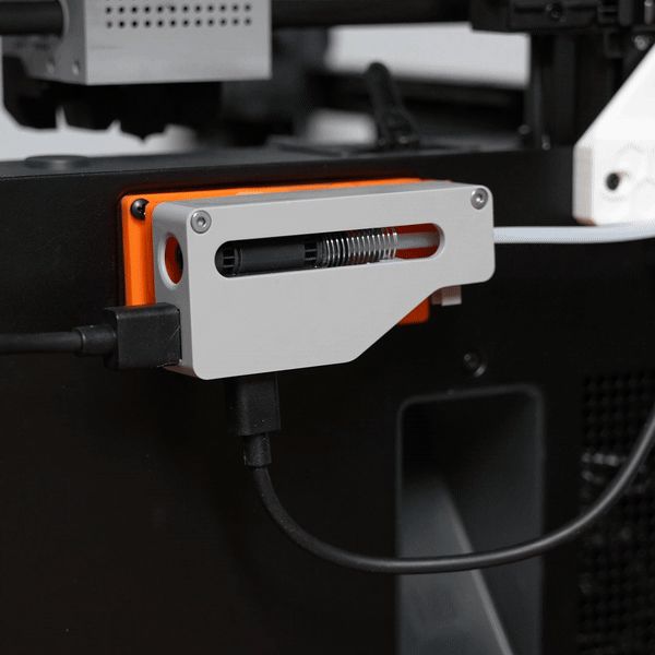 Bambu AMS Disconnect Tool. Easily slide off the tool and disconnect PTFE tube