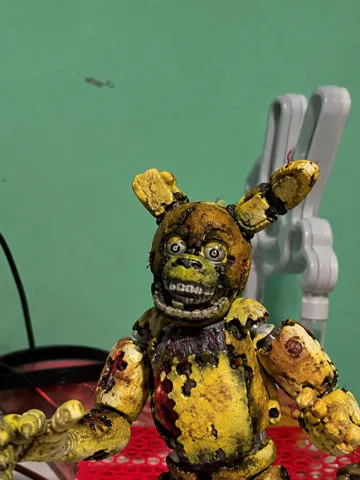 Figura decorativa: Springtrap | FNaF 3D Printable Figurine — vista de referencia 2