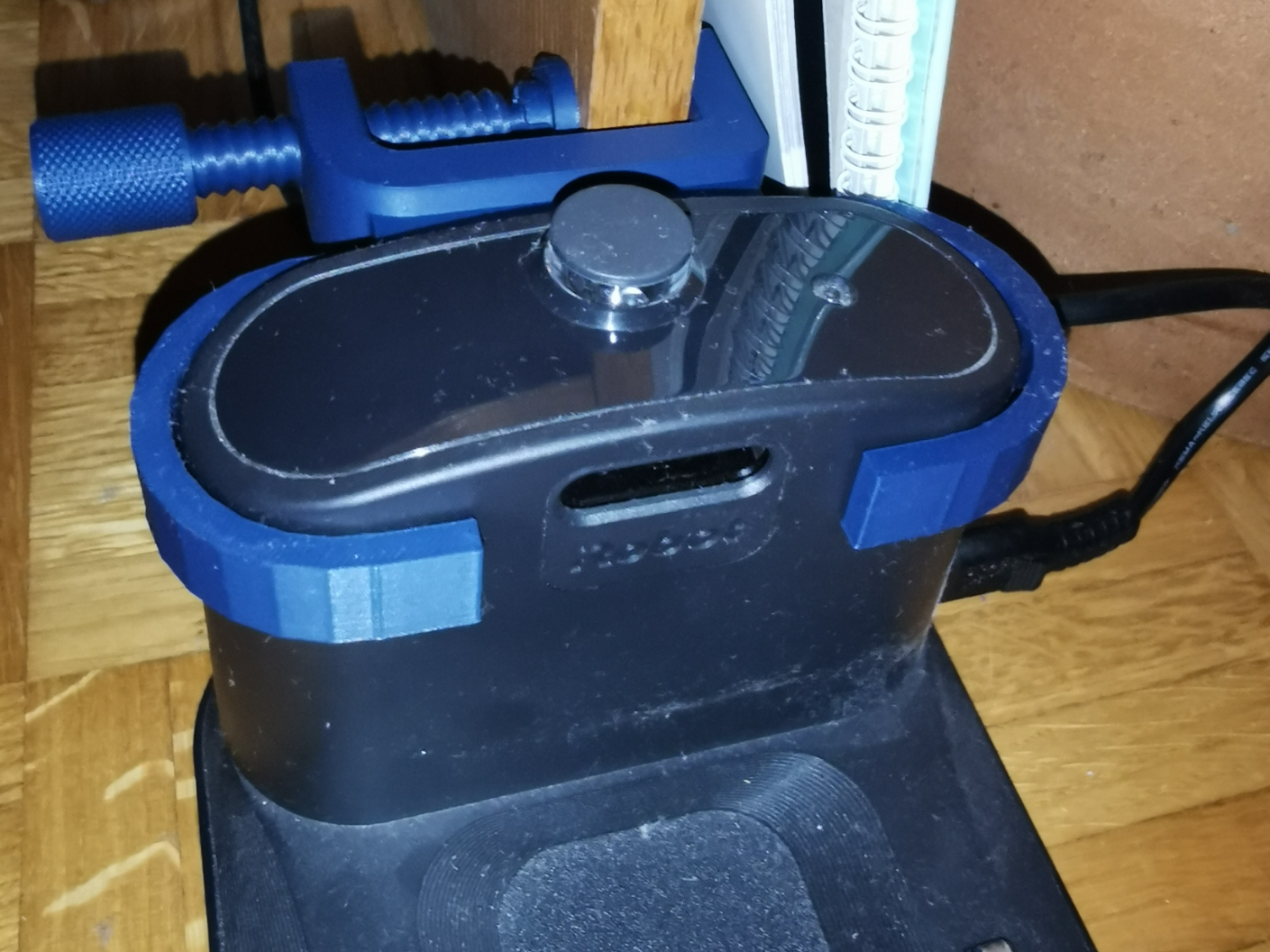 Roomba Dock Holder