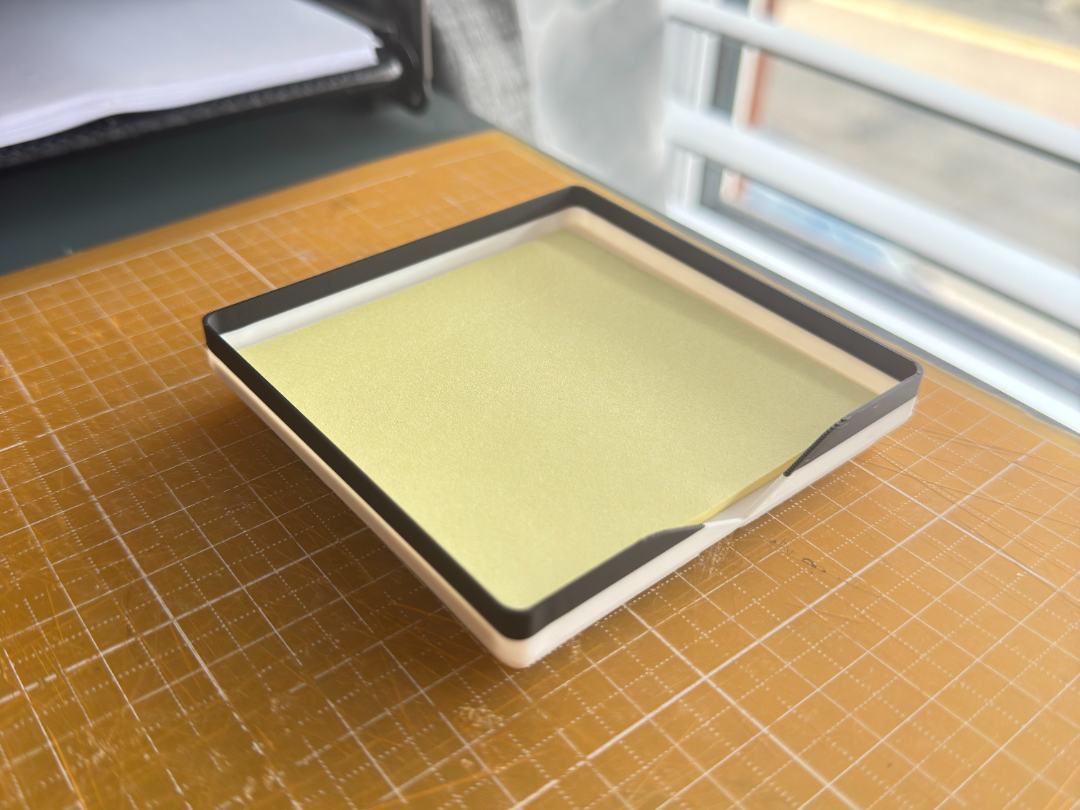 Gridfinity 2x2 tray with magnet holes