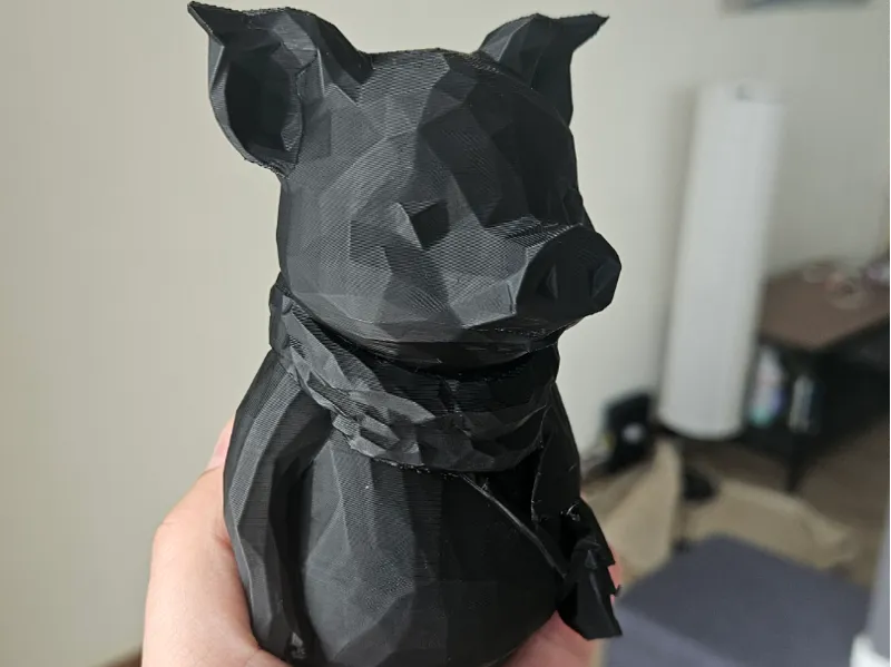 Pigasso – Cute Pig Figurine for Art Lovers